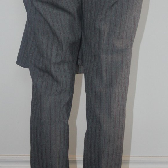 Suit office - Picture 1 of 6